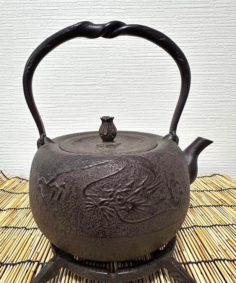 く*む様 鉄瓶 壱鋳堂/ITCHU-DO -南部鉄器-鉄瓶 雫 商品紹介